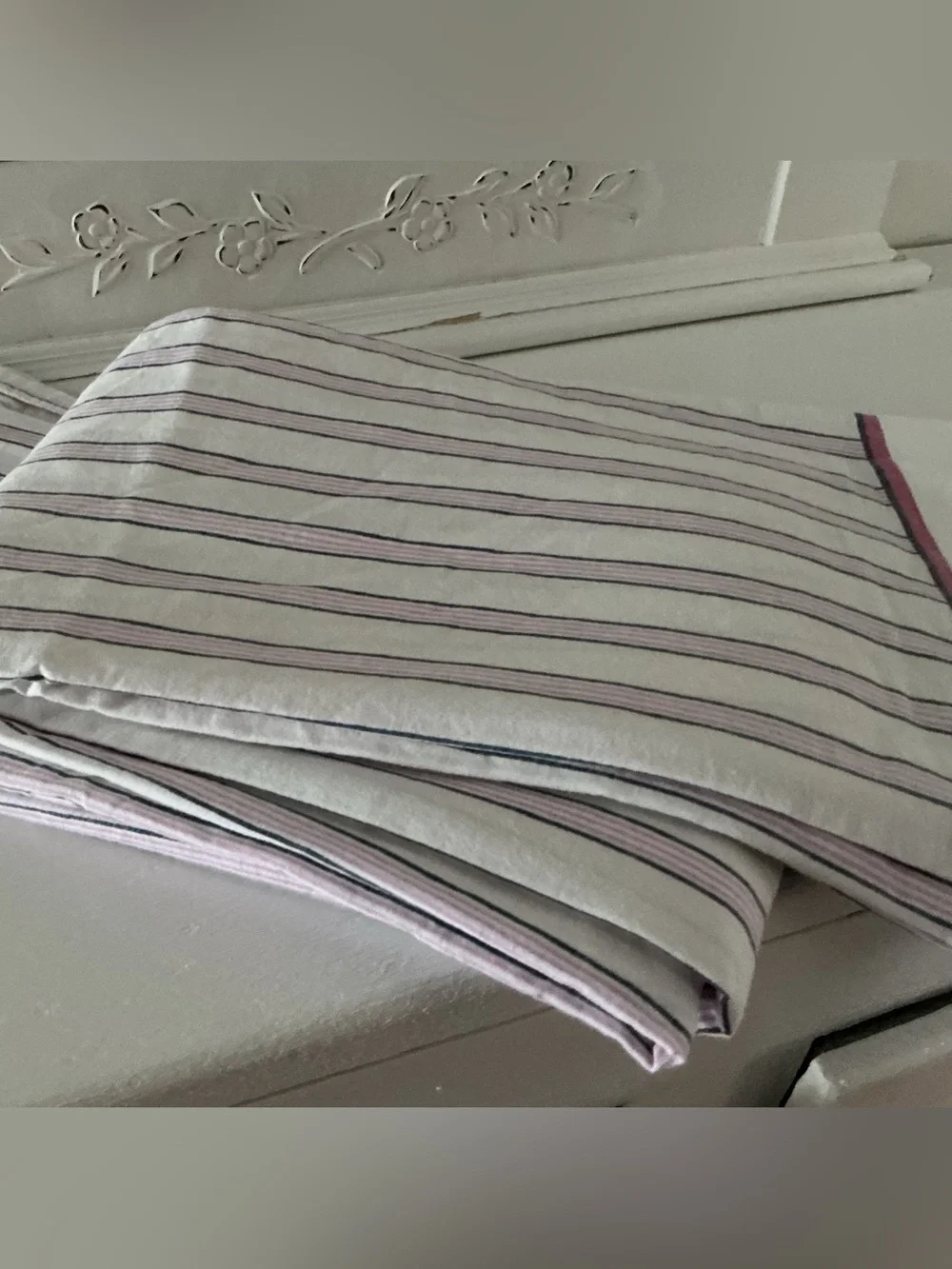 Tommy Hilfiger Flat Bedsheet Size Twin